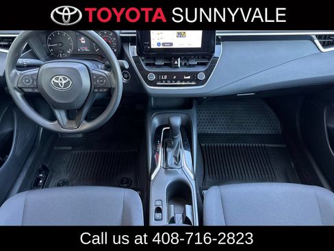 Used 2023 Toyota Corolla LE w/ LE Convenience Package FWD image 5