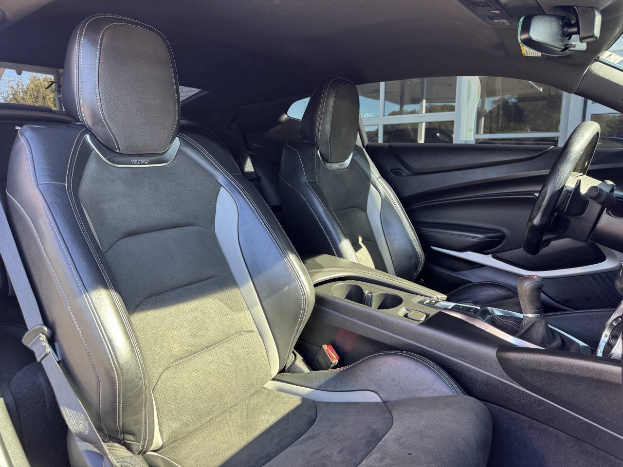 Used 2020 Chevrolet Camaro SS RWD image 25