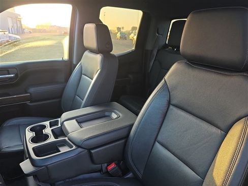 Used 2019 Chevrolet Silverado 1500 LT w/ All-Star Edition image 13