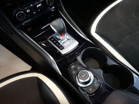 Used 2018 INFINITI QX30 Sport w/ Cargo Package image 36