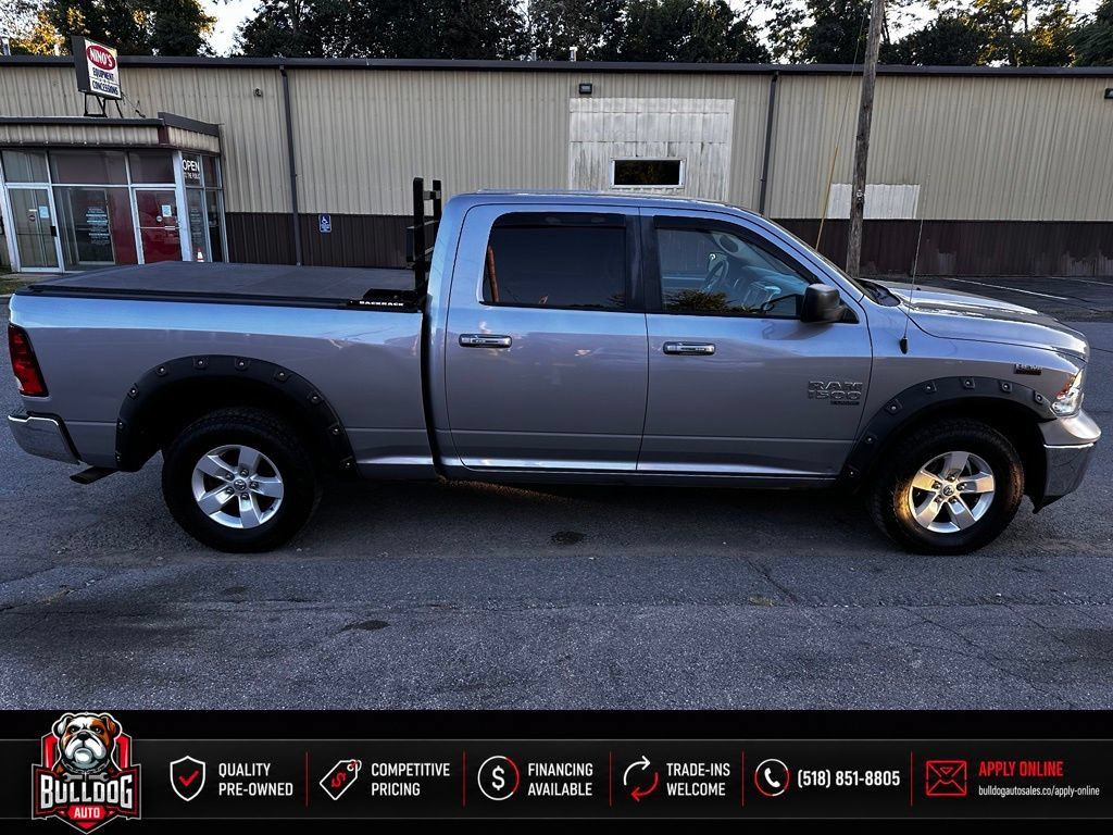 Used 2019 RAM 1500 Classic SLT AWD/4WD image 3