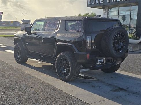 New 2026 GMC Hummer EV SUV image 7