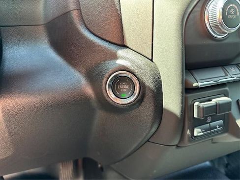 New 2025 GMC Sierra 2500 Pro w/ Convenience Package image 16