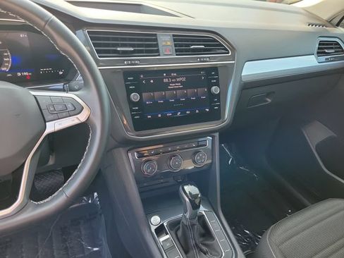 Certified 2024 Volkswagen Tiguan S FWD image 19