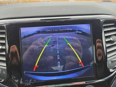 Used 2020 Jeep Grand Cherokee Limited w/ Luxury Group II image 20