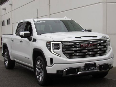Used 2023 GMC Sierra 1500 Denali w/ Denali Reserve Package image 2