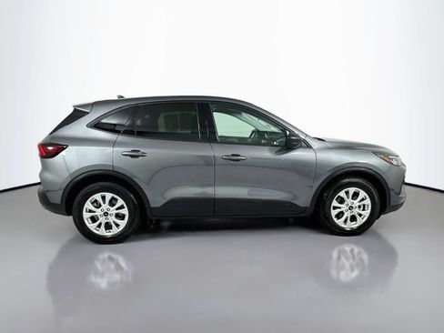 Used 2025 Ford Escape Active FWD image 8