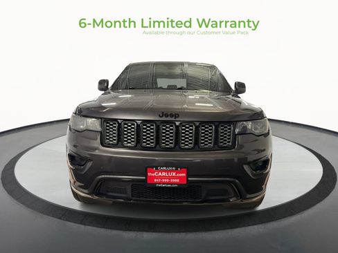 Used 2019 Jeep Grand Cherokee Altitude AWD/4WD image 2