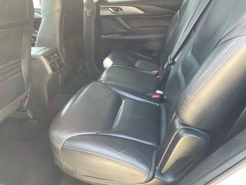 Used 2018 MAZDA CX-9 Touring FWD image 15
