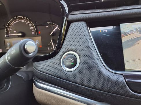 Used 2019 Cadillac XT5 FWD image 25