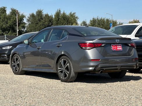 Used 2023 Nissan Sentra SR w/ Electronics Package FWD image 7