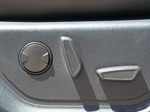 Used 2020 Ford F150 Lariat AWD/4WD image 59