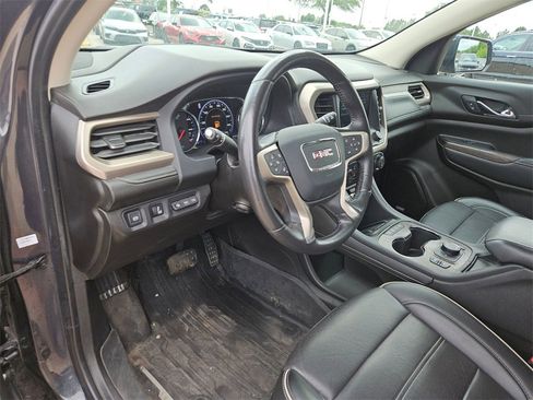 Used 2021 GMC Acadia Denali w/ Denali Technology Package image 16