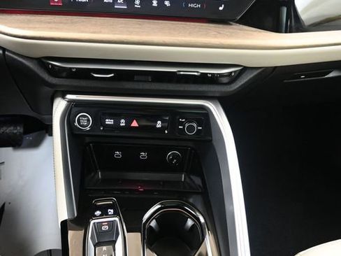 Certified 2025 Audi Q5 Premium Plus w/ Premium Plus image 29