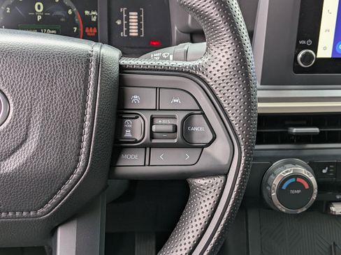 Used 2025 Toyota Tacoma SR5 image 28