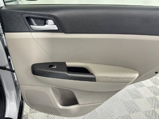 Used 2020 Kia Sportage LX w/ LX Popular Package FWD image 24