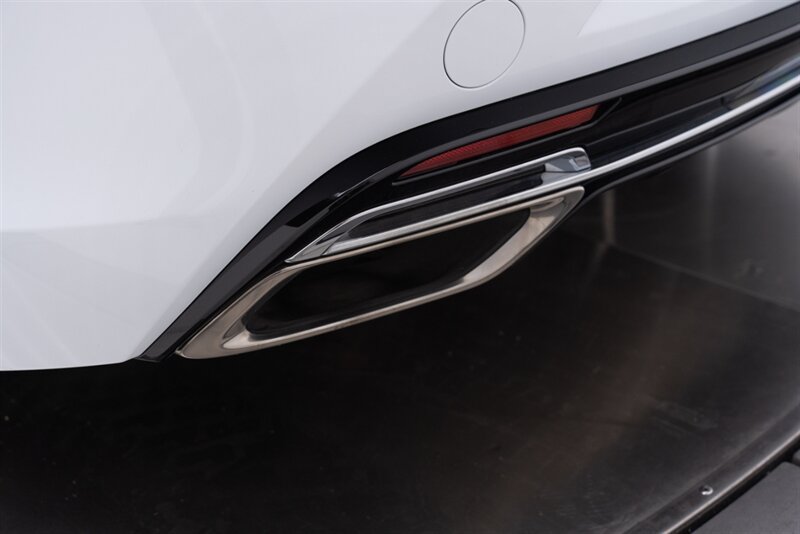 Used 2024 Lexus LC 500 Convertible RWD image 29