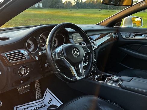 Used 2014 Mercedes-Benz CLS 550 4MATIC image 29