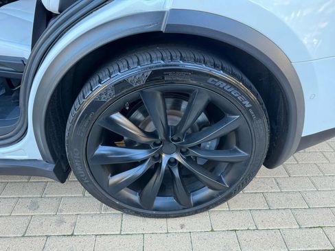 Used 2021 Tesla Model X Long Range AWD/4WD image 45