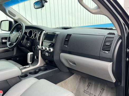 Used 2010 Toyota Sequoia Limited image 19