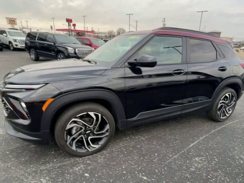 Used 2025 Chevrolet TrailBlazer RS image 5