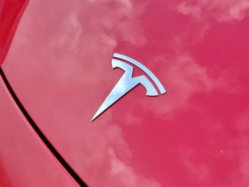 Used 2023 Tesla Model 3 Standard Range RWD image 5