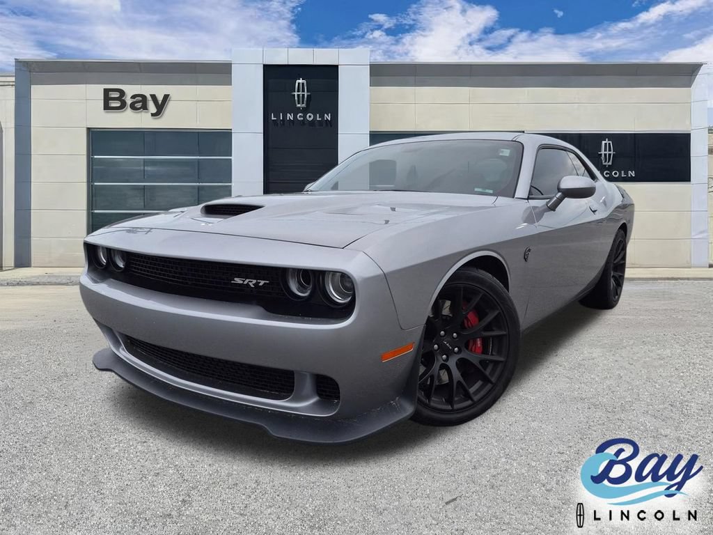 Used 2015 Dodge Challenger SRT Hellcat RWD image 1
