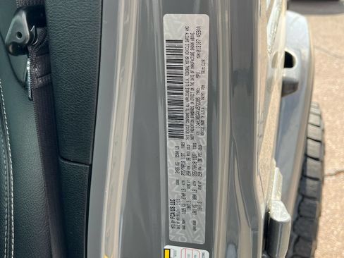 Used 2019 Jeep Wrangler Unlimited Sahara AWD/4WD image 29