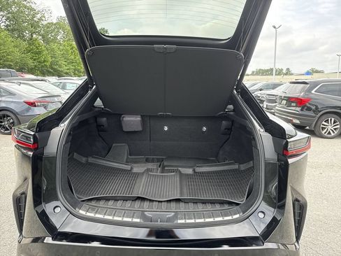 Used 2024 Lexus RZ 450e Premium w/ Technology Package AWD/4WD image 21