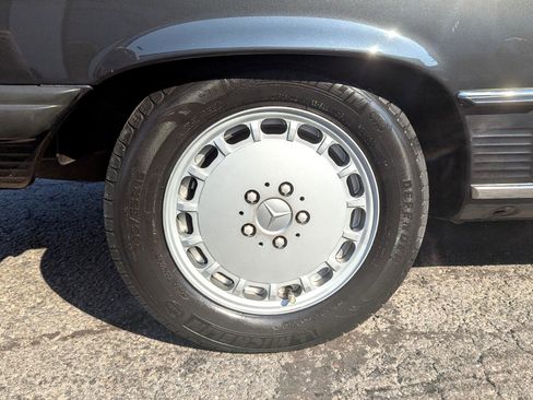 Used 1987 Mercedes-Benz 560 SL image 47