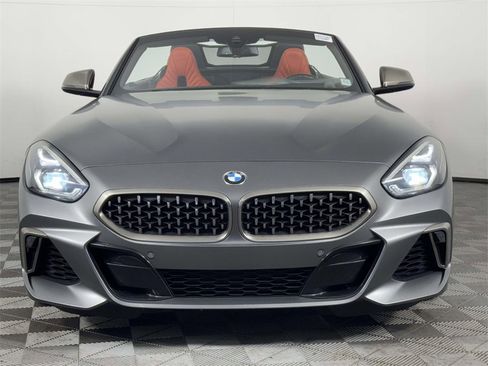 Used 2020 BMW Z4 M40i w/ Executive Package image 6