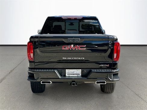 Used 2020 GMC Sierra 1500 AT4 w/ AT4 Premium Package image 6