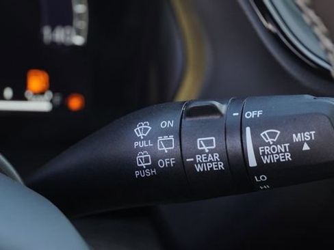 New 2026 Jeep Grand Cherokee Altitude image 29