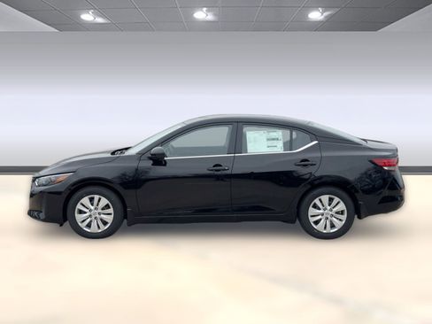 New 2025 Nissan Sentra S image 2
