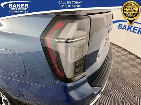 New 2025 Chevrolet Suburban Premier image 35