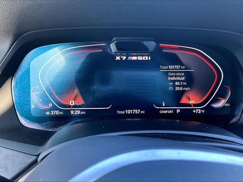 Used 2022 BMW X7 M50i AWD/4WD image 28