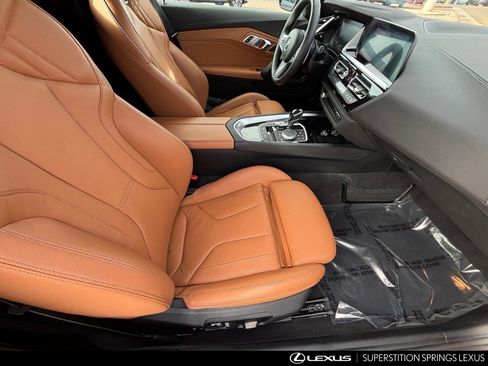 Used 2020 BMW Z4 M40i w/ Premium Package image 11