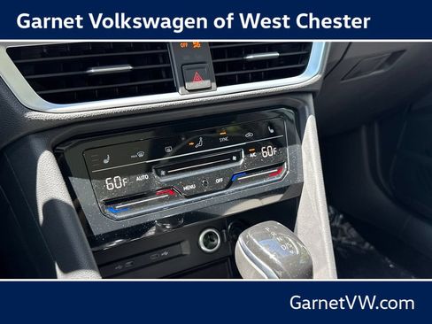 New 2026 Volkswagen Taos SE AWD/4WD image 11