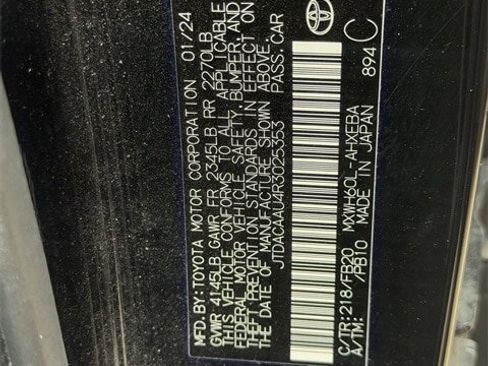 Used 2024 Toyota Prius Limited image 32