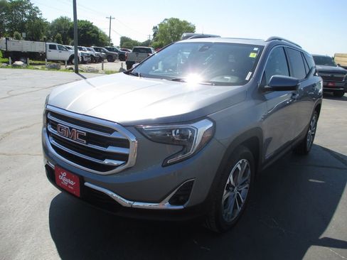 Used 2020 GMC Terrain SLT w/ Preferred Package AWD/4WD image 11