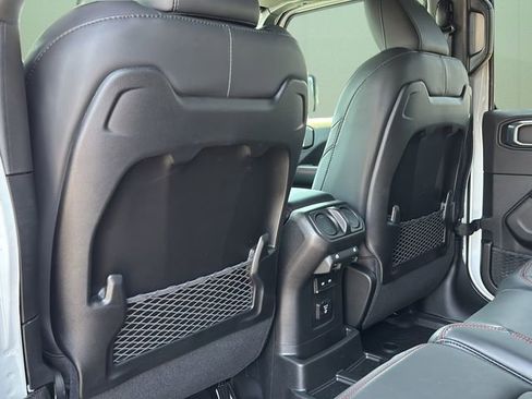 New 2026 Jeep Wrangler Unlimited Rubicon 392 w/ Quick Order Package 27X Moab AWD/4WD image 21