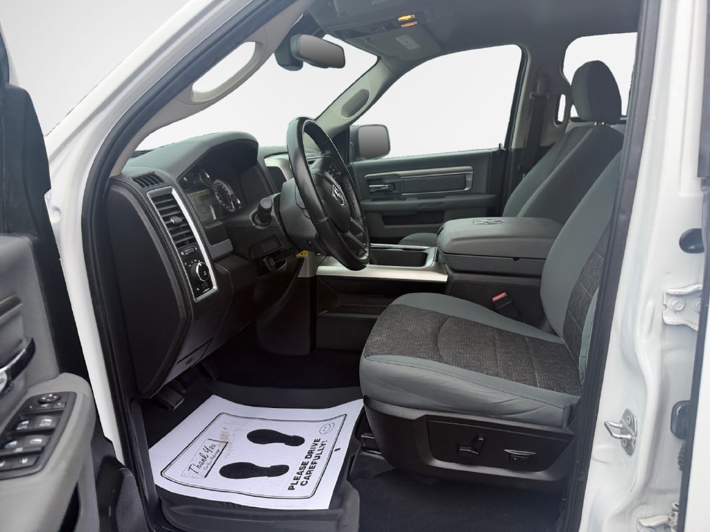 Used 2019 RAM 1500 Big Horn AWD/4WD image 12