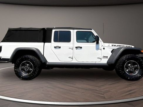 Used 2020 Jeep Gladiator Rubicon w/ Trailer Tow Package AWD/4WD image 9
