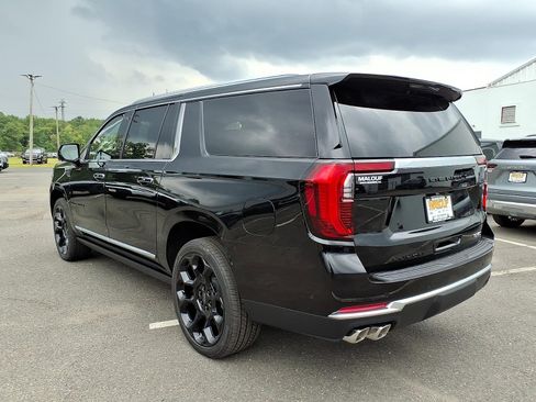 New 2026 GMC Yukon XL Denali AWD/4WD image 4