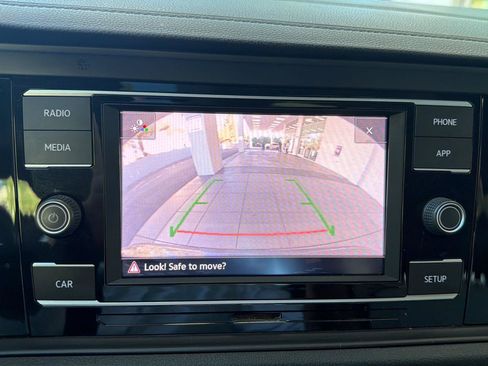 Used 2019 Volkswagen Jetta R-Line FWD image 23