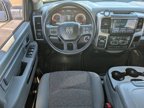 Used 2018 RAM 1500 Big Horn image 10
