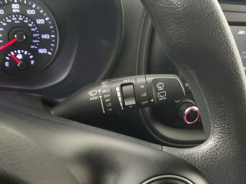 Certified 2021 Kia Soul S image 19