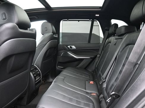 Used 2022 BMW X5 xDrive40i AWD/4WD image 22