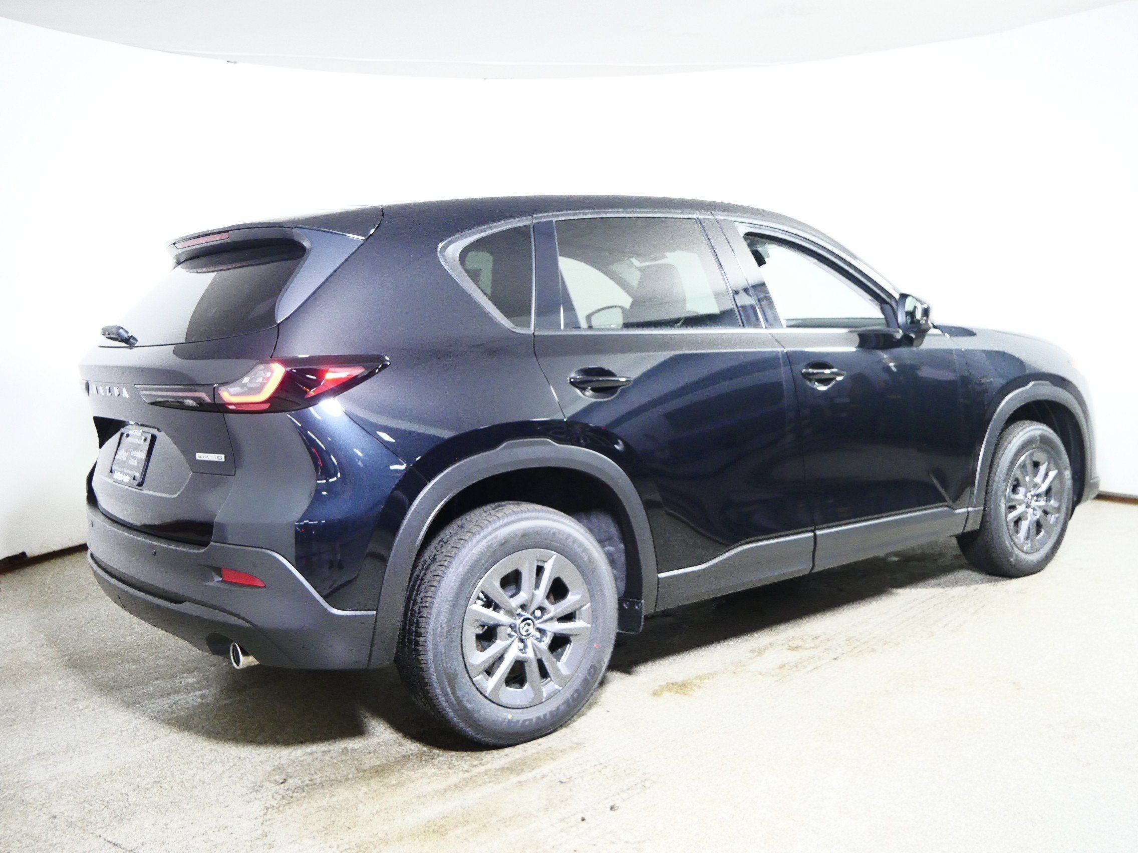 New 2026 MAZDA CX-5 Select AWD/4WD image 2