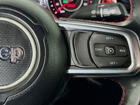 Used 2018 Jeep Wrangler Rubicon image 14